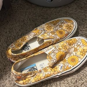 Women’s Slip on Vans